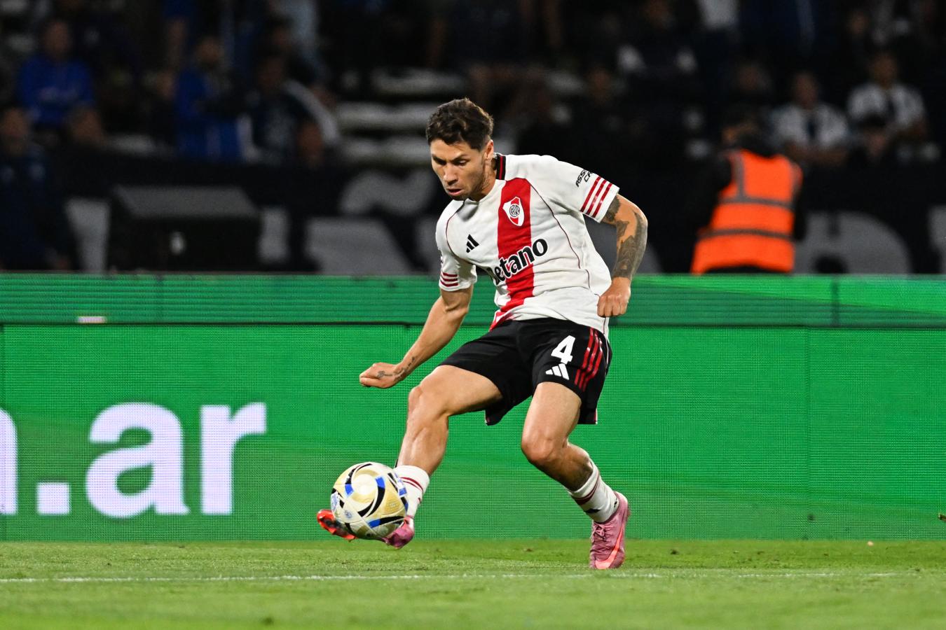 Imagen Montiel tiene una leve chance de estar en condiciones para el partido ante Boca.