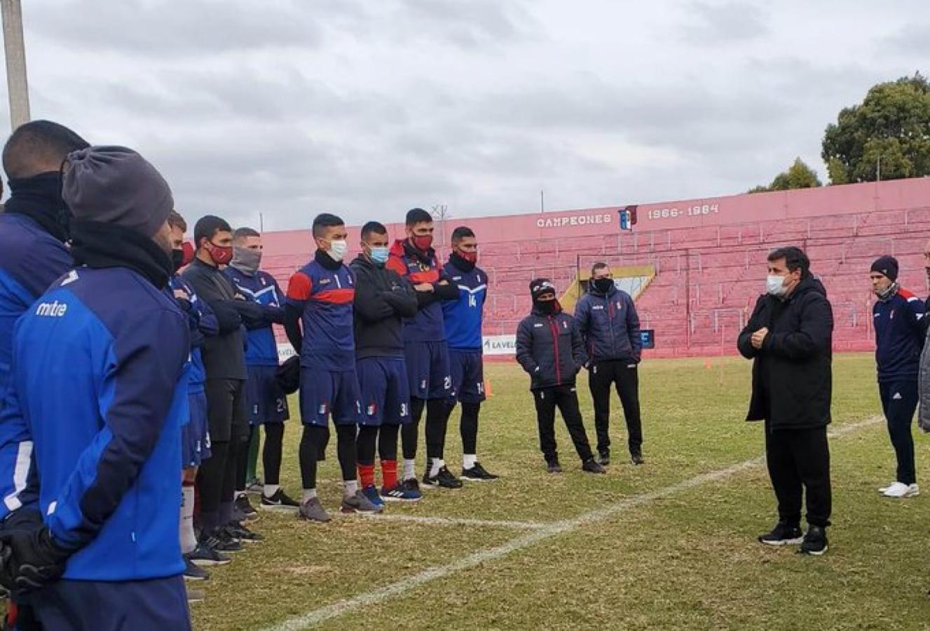 Imagen Caruso Lombardi, en su nuevo desafío como manager de Deportivo Español