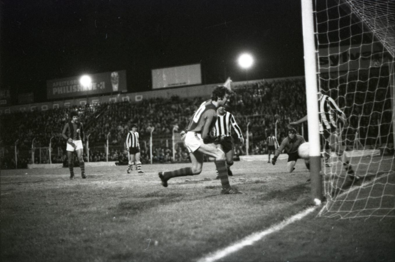 Imagen El gol de Tojo (4-0 parcial) en 1970