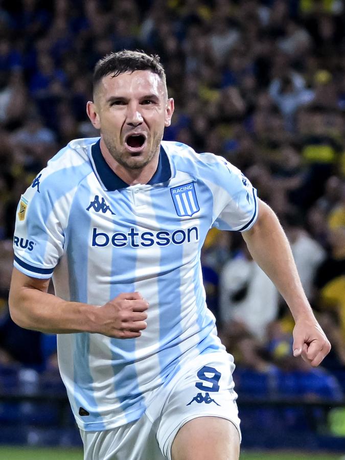 Imagen Maravilla Martínez está tocado y peligra su presencia ante Independiente Rivadavia.