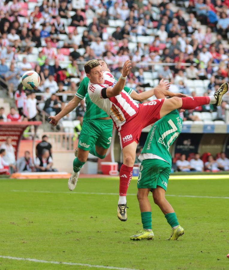 Imagen Gaich viene de jugar a préstamo en Antalyaspor de Turquía.