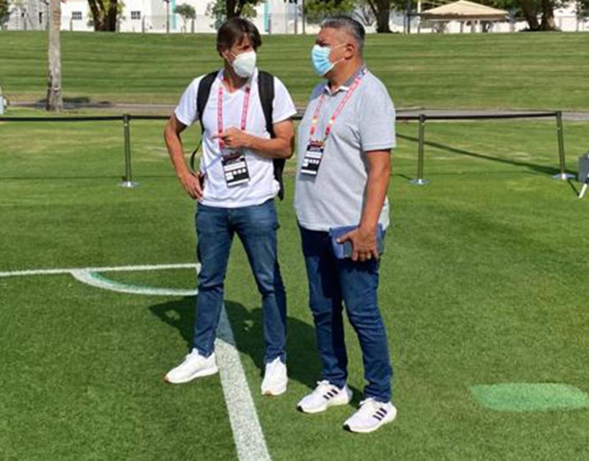 Imagen Tapia y una visita a las instalaciones que serían la casa de la Selección Argentina en Qatar