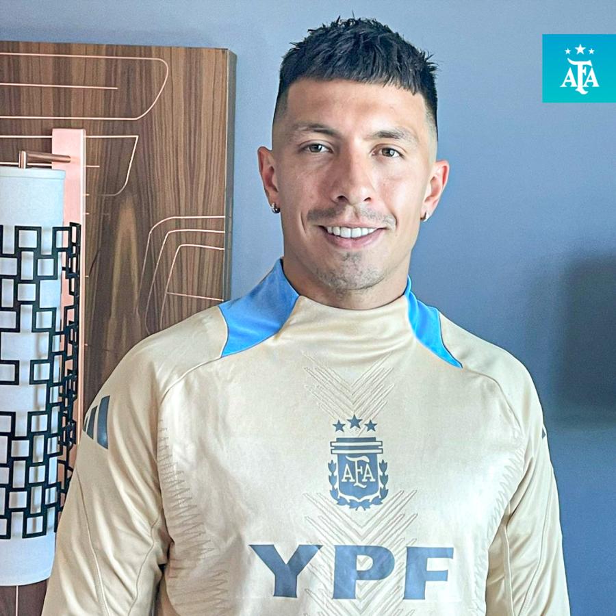 Imagen Lisandro Martínez jugaría por Nicolás Otamendi contra Ecuador.