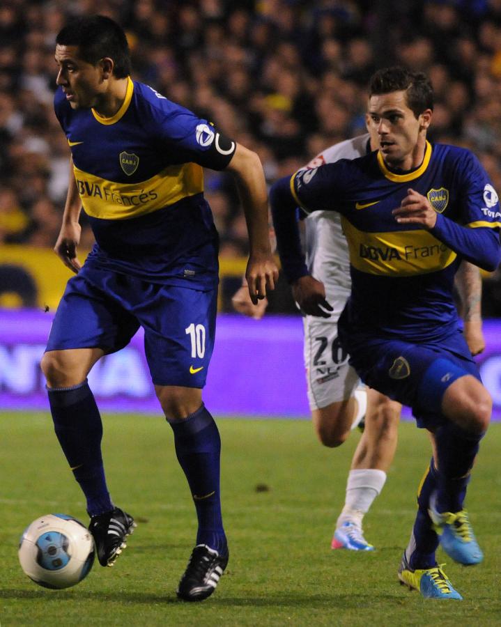Imagen Riquelme y Gago, juntos en La Bombonera en 2013.