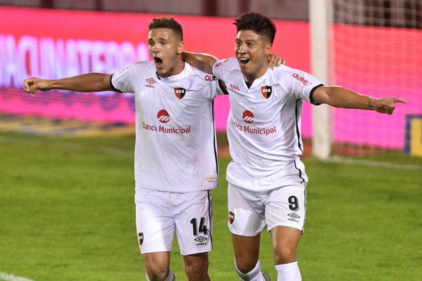 Imagen Cristaldo marcó el 1-1 en el triunfo de Newell's (Luna Alfredo-Telam)