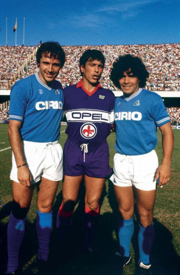 Imagen Bertoni, Passarella y Maradona, embajadores argentinos en Italia