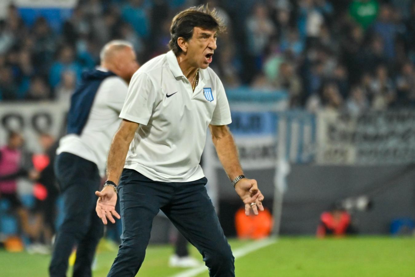 De los insultos a la dirigencia de Racing a la fe de Costas: 