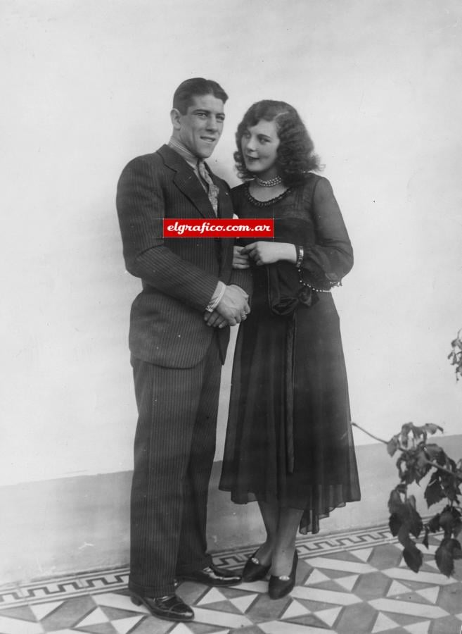 Imagen “En su vida hubo un episodio que lo cambió todo: su enamoramiento de Pilar Bravo, una mujer excelente. Justo fue tan celoso que lo suyo fue una enfermedad” (Enrique Sobral, entrenador))