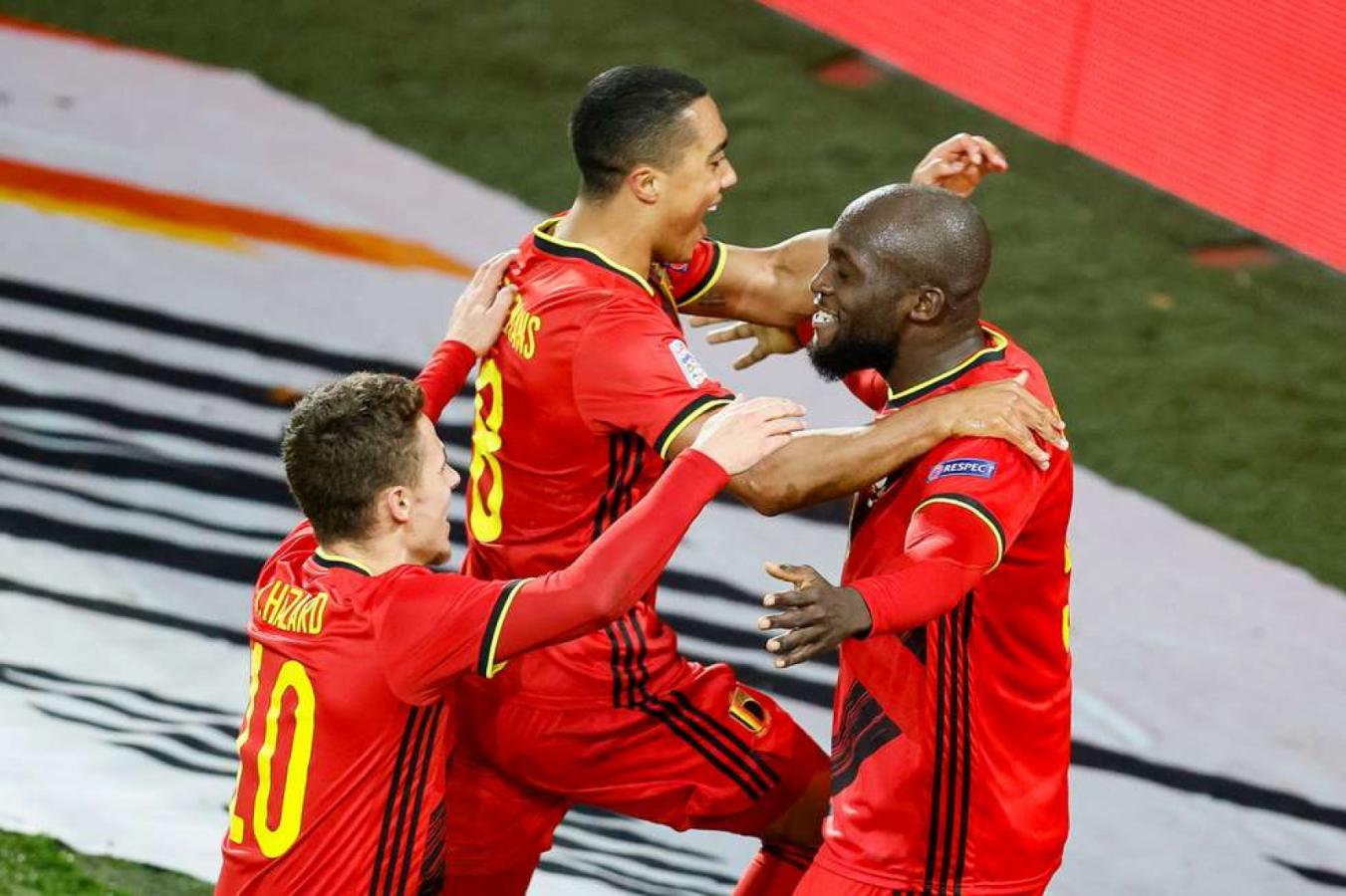 Imagen Lukaku aportó dos goles en el 4-2 de Bélgica ante Dinamarca