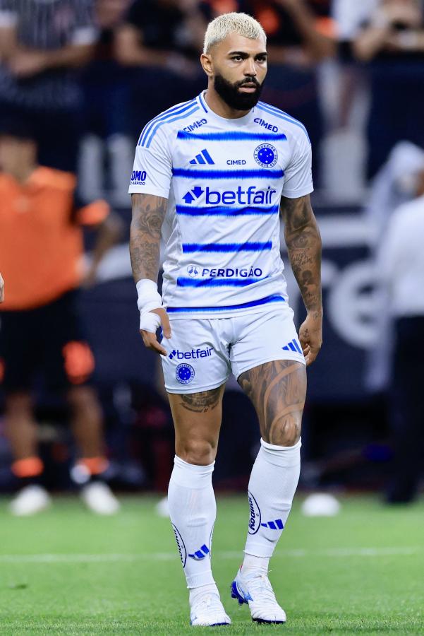 Imagen Gabigol compartirá delantera con Neymar en Santos durante 2026.