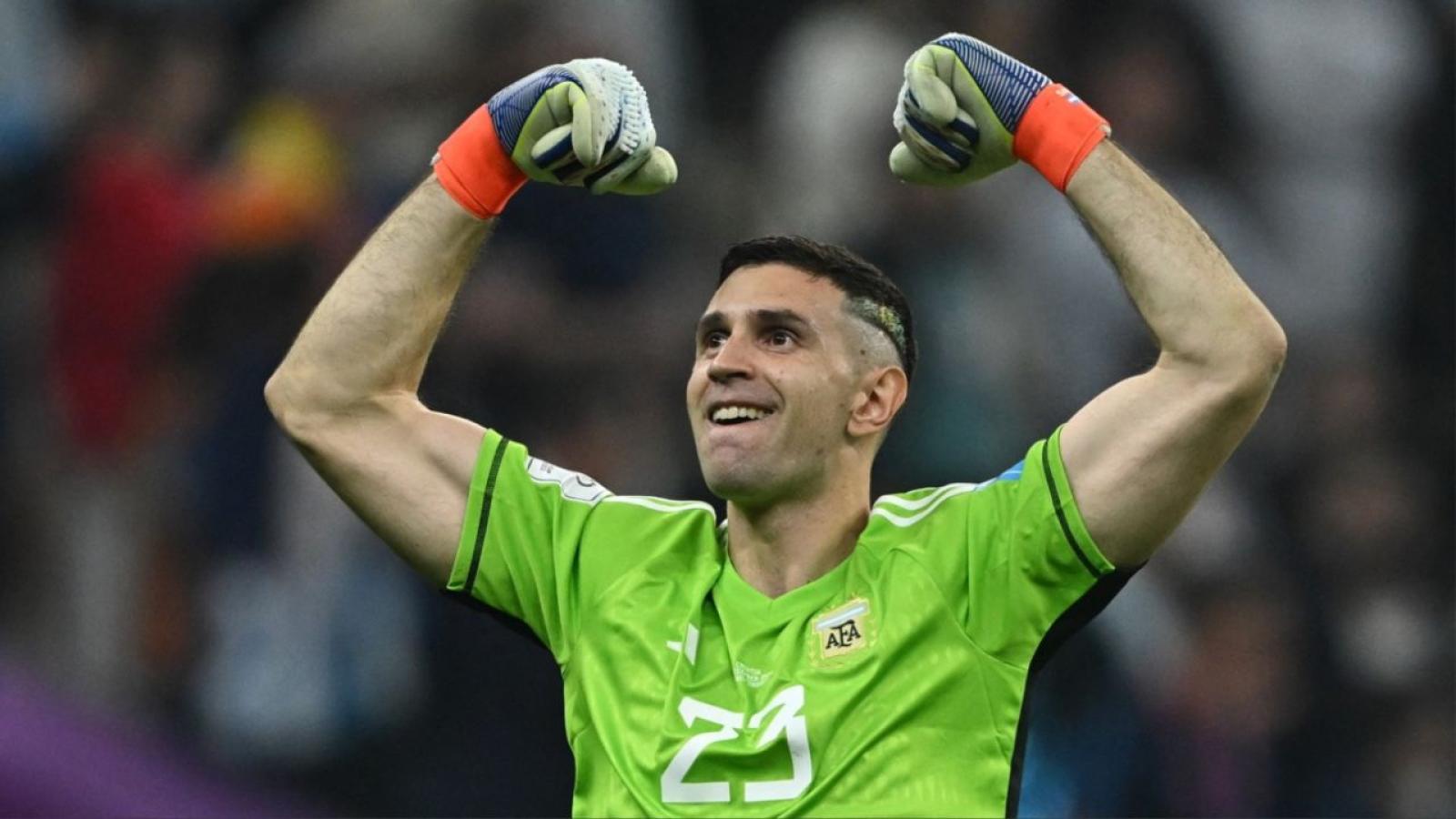 Imagen Según Abbondanzieri, Dibu Martínez está por encima de los otros arqueros campeones del Mundo.