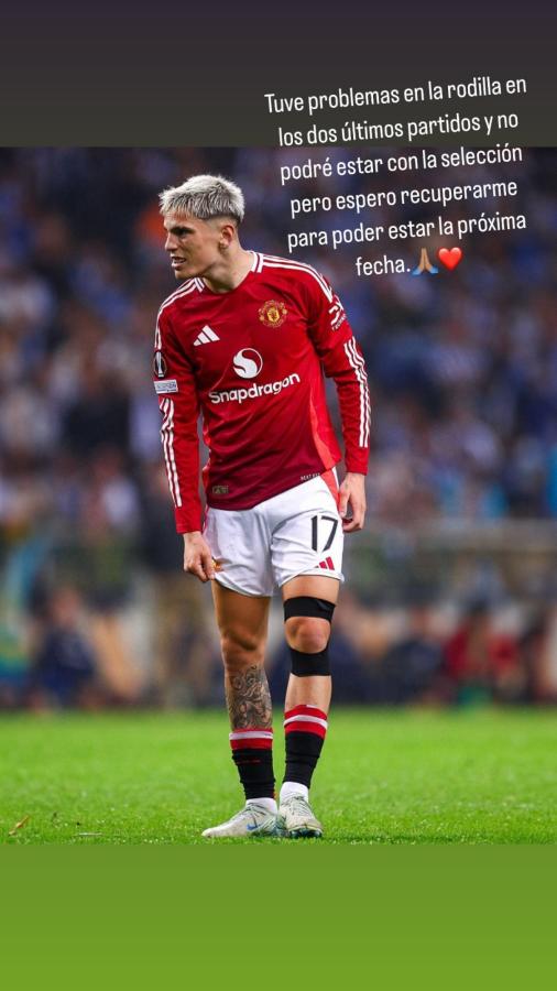 Imagen El problema de Garnacho es en la rodilla izquierda.