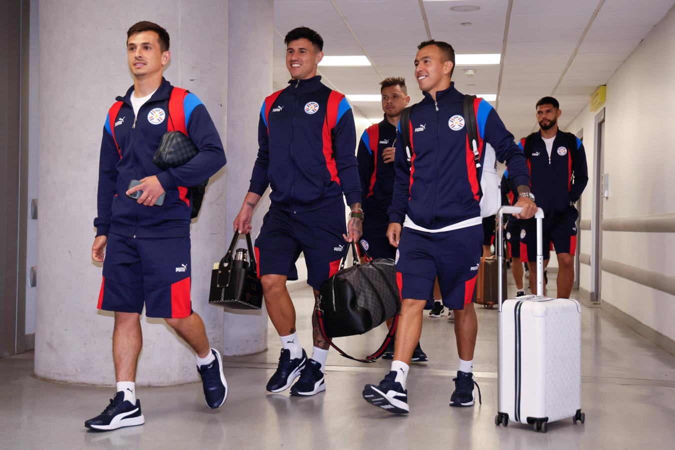 Imagen Mientras se define su futuro, Adam Bareiro está feliz con la selección de su país.