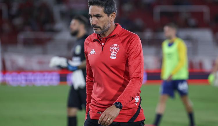 Imagen de "Soy feliz trabajando acá y estaré para lo que el club necesite", indicó Walter Coyette