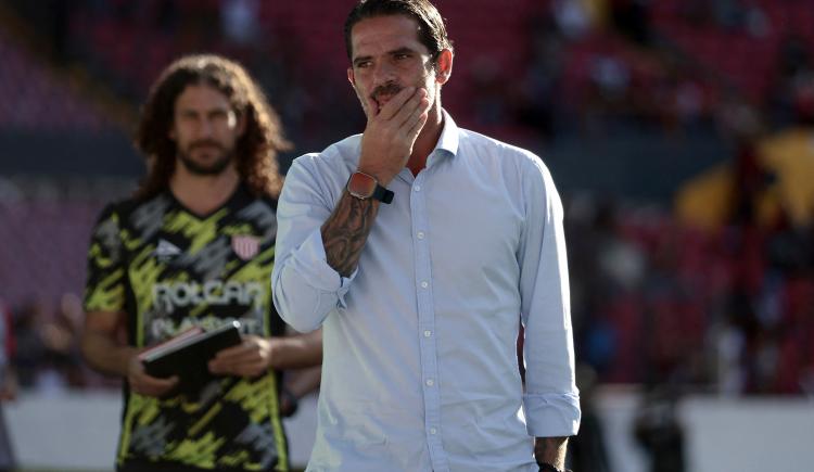 Imagen de Pintita fea: Fernando Gago fue despedido como entrenador de Necaxa