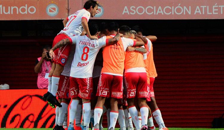 Imagen de Argentinos Juniors festejó ante Talleres