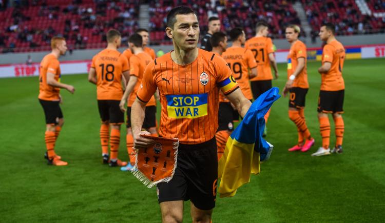 Imagen de La guerra y el fútbol: El homenaje de Shakhtar