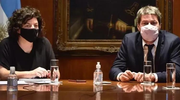 Imagen de VIZZOTTI, LAMMENS Y AFA AVANZARÁN PARA LA VUELTA DEL PÚBLICO A LOS ESTADIOS.