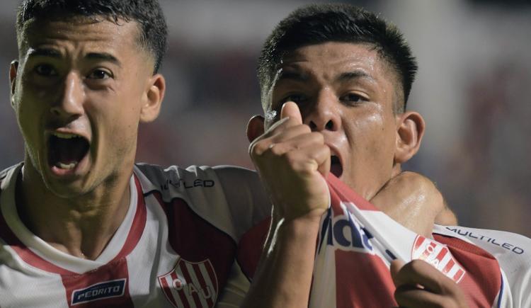 Imagen de Se entrenaba con botellas de fernet en lugar de conos y fue el héroe de Unión ante Cruzeiro