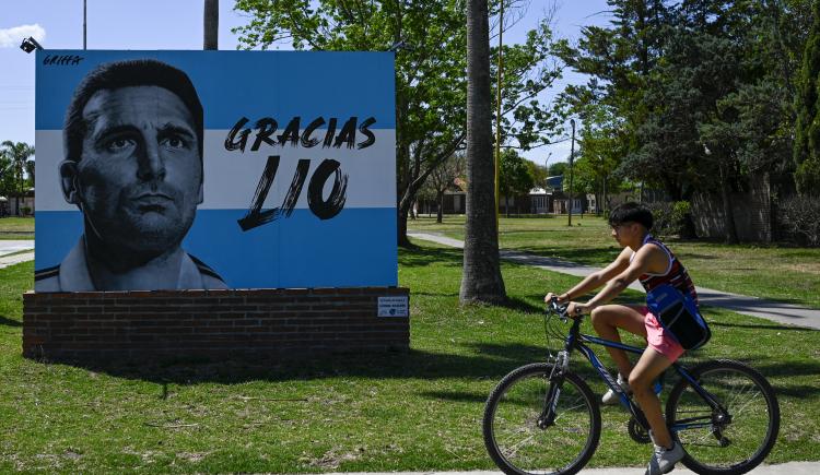 Imagen de Continúa el luto en Pujato, la tierra de Lionel Scaloni