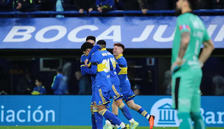 Imagen de El gol de Cristian Medina a los 16 segundos del segundo tiempo