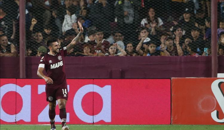 Imagen de Toto Salvio aplicó la ley del ex y fue verdugo de Boca