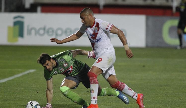 Imagen de INDEPENDIENTE PRETENDE HABILITAR AL DELANTERO BENEGAS