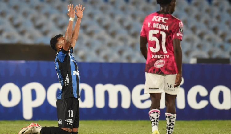 Imagen de El golazo de tiro libre en Libertadores de la figura que pretende River