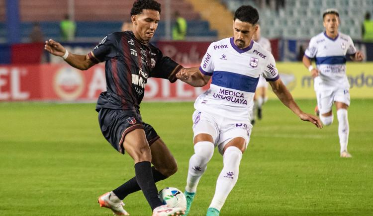 Imagen de Comenzó la Copa Libertadores 2025: Monagas venció a Defensor Sporting