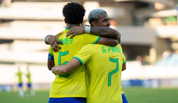 Imagen de Brasil volvió a ganar y se metió en el cuadrangular final