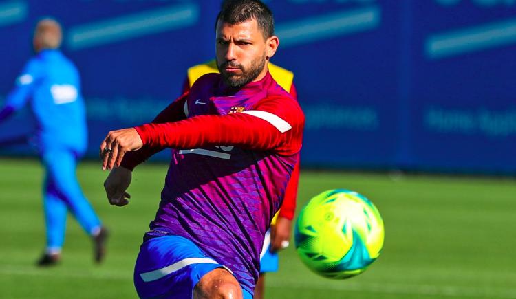 Imagen de FÚTBOL ESPAÑOL: BARCELONA Y AGÜERO BUSCAN VOLVER A LA VICTORIA