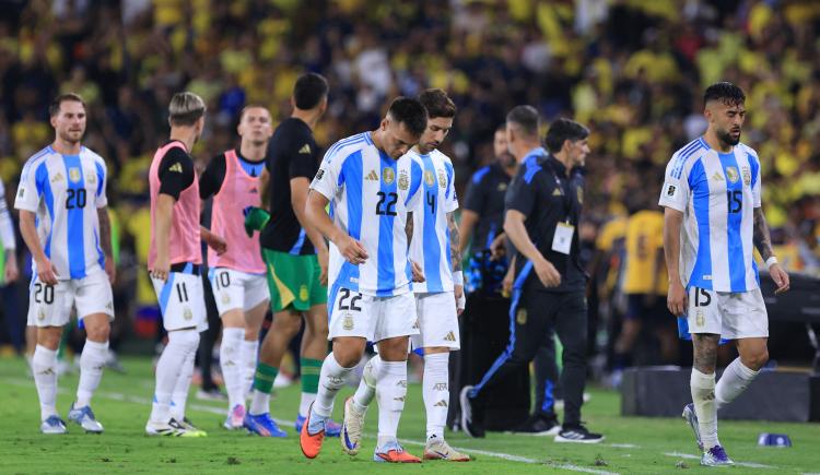 Imagen de En un partido caliente, Argentina cayó 1-0 ante Ecuador en el cierre de las Eliminatorias