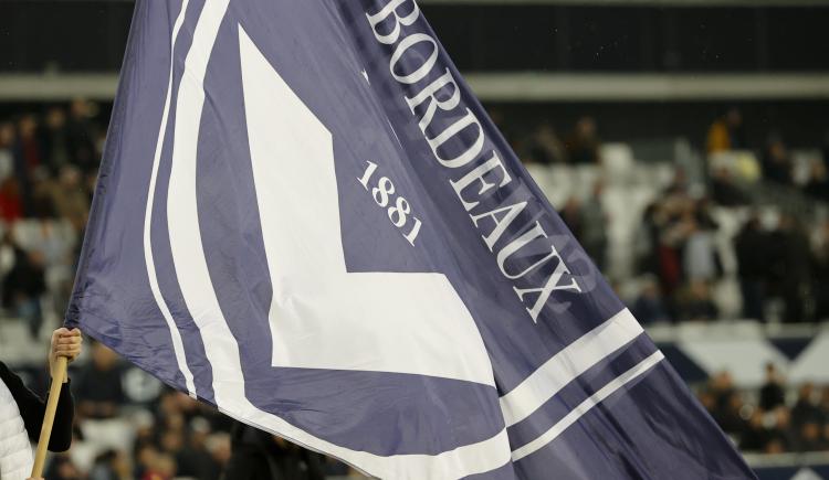 Imagen de La pesadilla sin fin de Bordeaux: abondonó su estatus profesional y rescindió el contrato de todos sus futbolistas