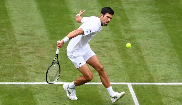 Imagen de DJOKOVIC VOLVIÓ A GANAR Y ESTIRÓ SU RACHA INVICTA EN WIMBLEDON