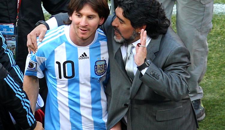 Imagen de La camiseta número 10 y el vínculo entre Messi y Maradona