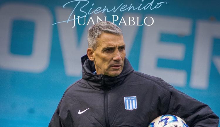 Imagen de Firma de contrato, primera práctica y presentación: comenzó la era Vojvoda en Racing
