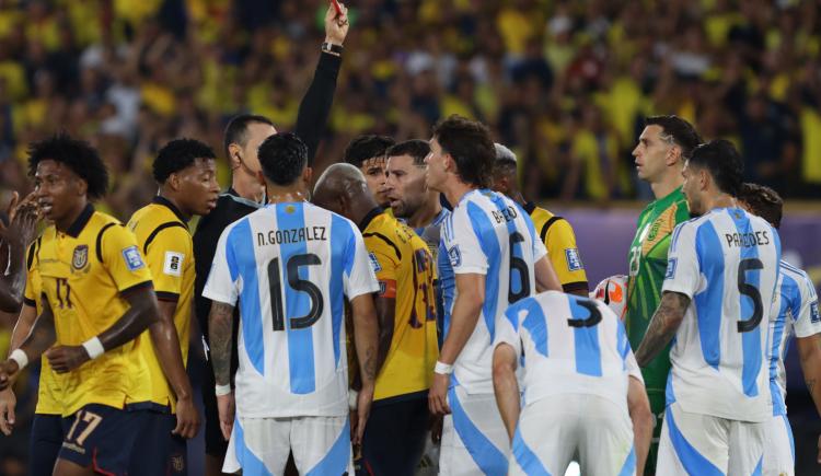 Imagen de Un récord indeseado para Nicolás Otamendi en la Selección Argentina