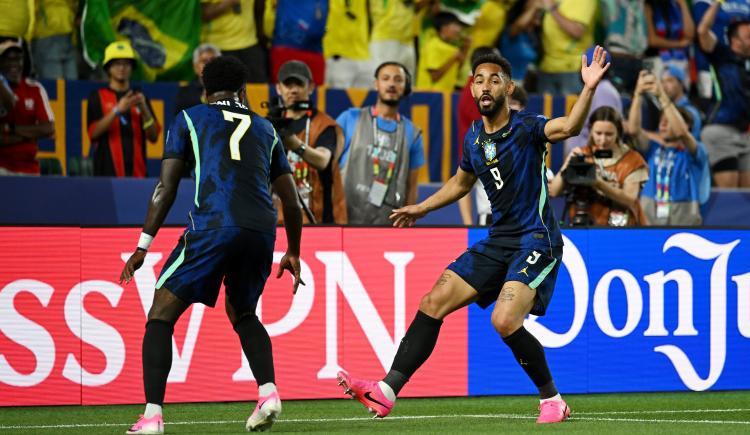 Imagen de Brasil sumó su primera sonrisa en el Mundial y eliminó a Haití