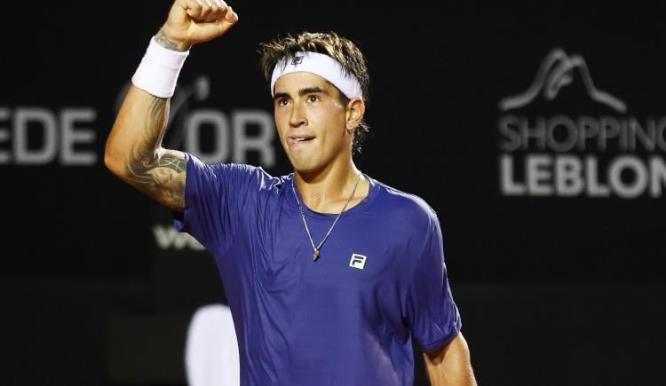 Imagen de Batacazo: Francisco Comesaña eliminó a Zverev y es semifinalista en Río