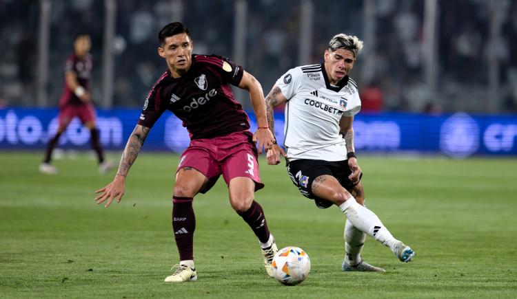 Imagen de River sufrió ante Colo Colo pero se trajo un valioso empate de Chile