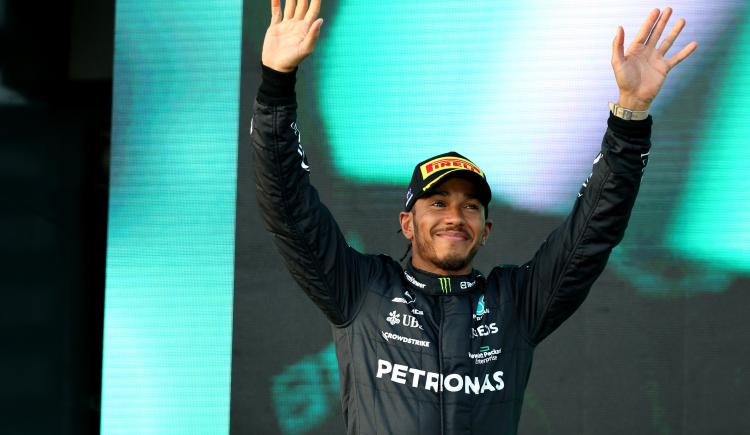 Imagen de "Seguimos siendo un equipo campeón del mundo", destacó Lewis Hamilton