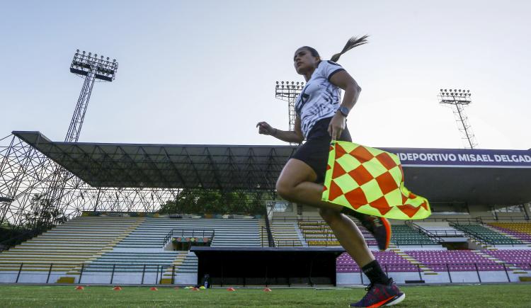 Imagen de Las mujeres romperán una barrera en el arbitraje de la Copa América