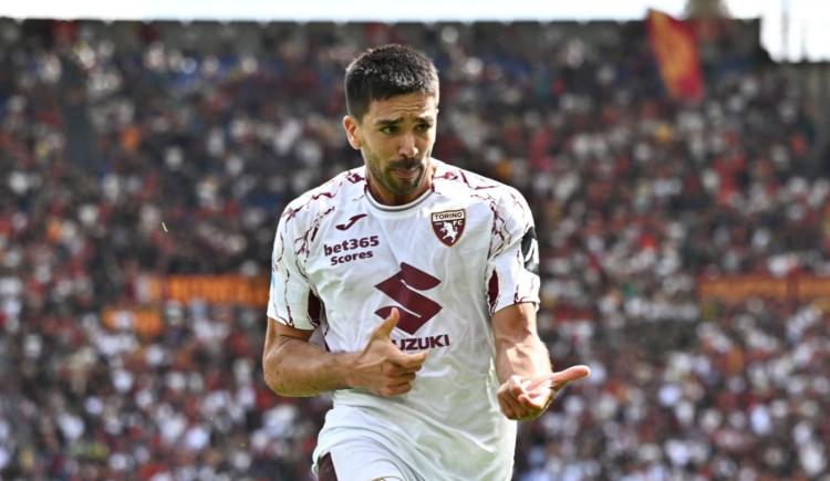 Imagen de Gio Simeone tuvo su bautismo goleador en Torino y firmó el triunfo ante Roma