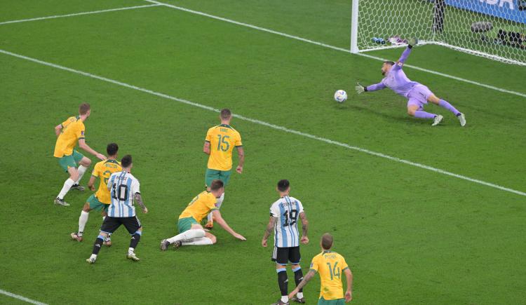 Imagen de Messi marcó el primero ante Australia