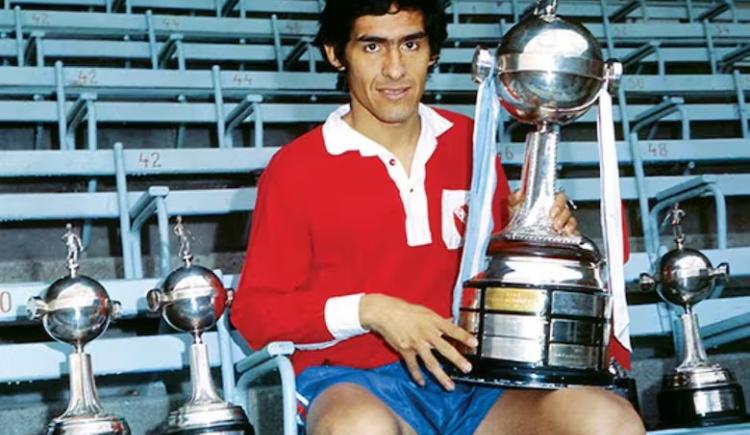 Imagen de Francisco "Pancho" Sá, el hombre con más Libertadores ganadas