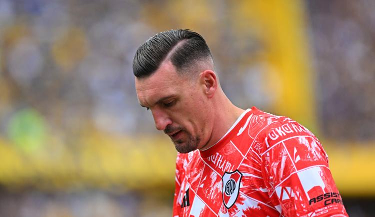 Imagen de Franco Armani dio la cara tras la derrota en el Superclásico