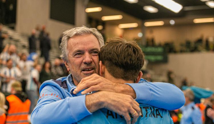Imagen de El balance de Javier Frana en su debut triunfal como capitán argentino en la Copa Davis