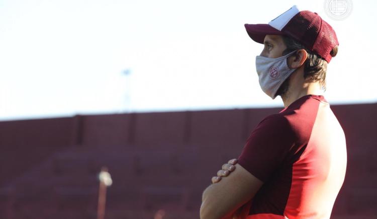 Imagen de ZUBELDÍA ANUNCIÓ QUE NO SEGUIRÁ SIENDO ENTRENADOR DE LANÚS