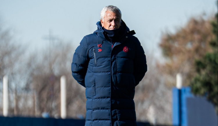 Imagen de Néstor Gorosito dejó de ser el entrenador de San Lorenzo