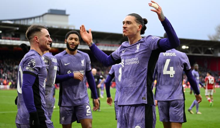 Imagen de Triunfazo agónico de Liverpool para seguir en la cima